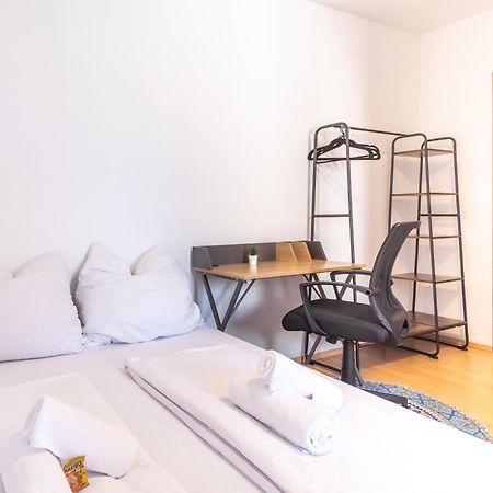 Ferienwohnung 4K Tv, Soundbar, Ausblick Bad Dürrenberg Exterior foto
