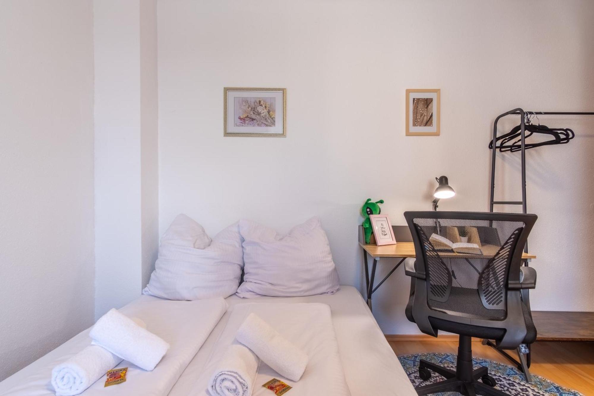 Ferienwohnung 4K Tv, Soundbar, Ausblick Bad Dürrenberg Exterior foto
